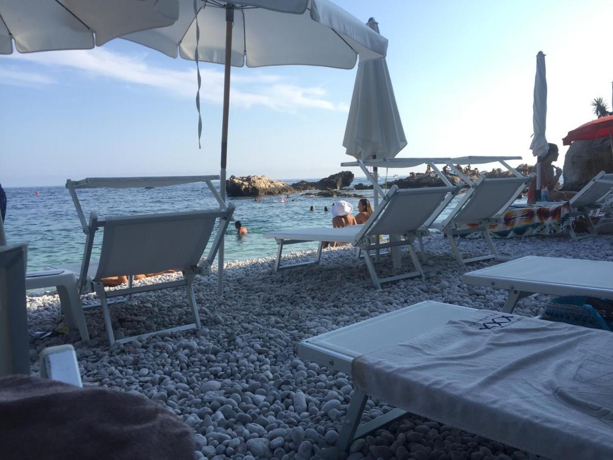 Loft Prestigioso Nel Centro Di Sanremo Apartamento Exterior foto